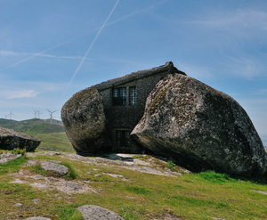 5 Stays that Seamlessly Blend in with Nature