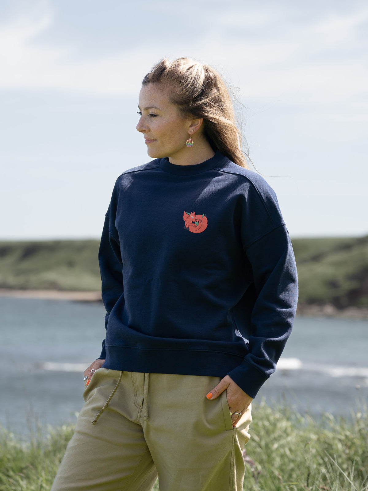 Womens Rewilding Sweat - Red Squirrel